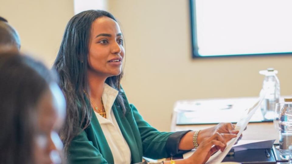 سيدة الأعمال Asia Ibrahim يتوقّع للإقتصاد السوداني أن ينمو إيجابياً بنسبة 2% في العام الحالي