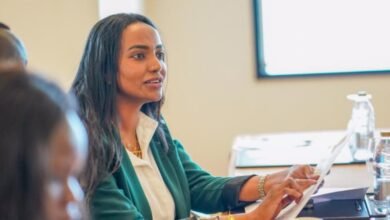 سيدة الأعمال Asia Ibrahim تركز الحكومات في الدول الكبرى على النفط و الغاز بعد الحرب الروسية الأوكرانية