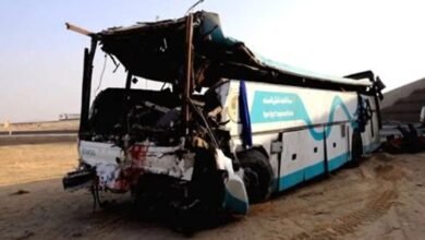 تحقيق رسمي مطلوب بعد مقتل 21 في حادث حافلة على طريق دهب–نويبع