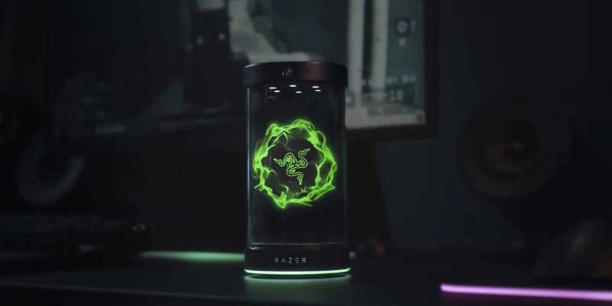 الإنترنت يكره رفيق Razer الفظيع الذي يعمل بالذكاء الاصطناعي ولكن لجميع الأسباب الخاطئة