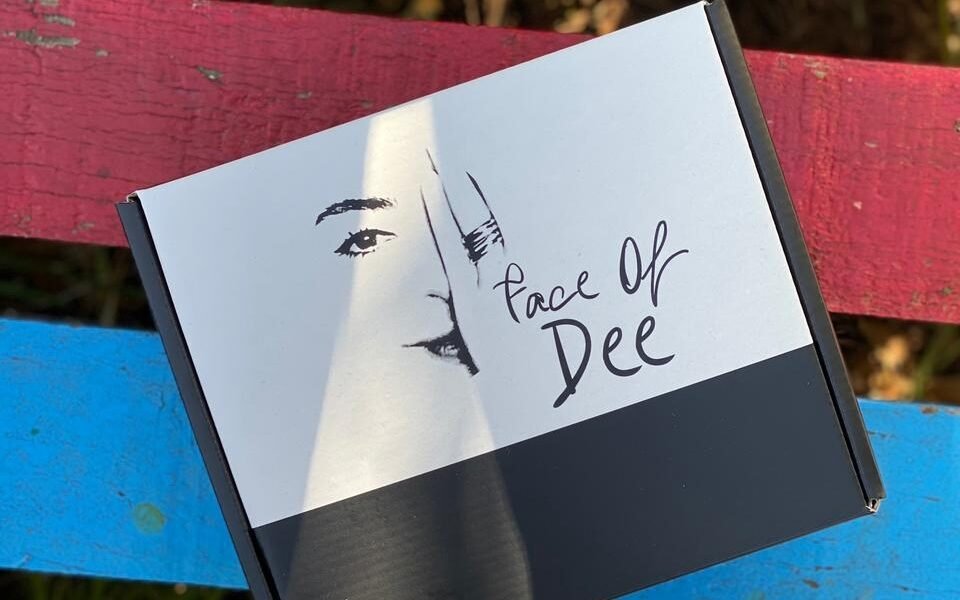 Face of Dee تتعامل مع مصانع انتاجية عدّة في انحاء العالم