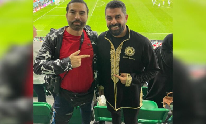 أحمد سليمان رفقة الدكتور سمايلي في ليلة تأهل المغرب