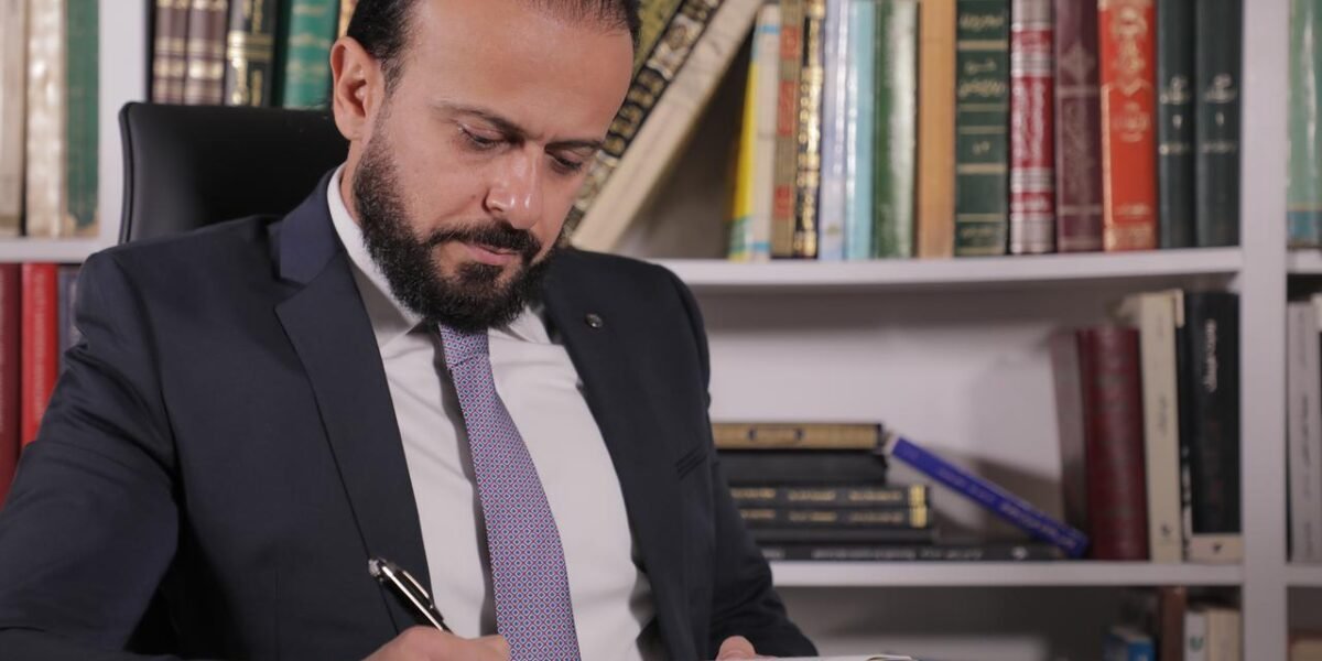 الدكتور علي حمّود يؤكد لا حرب أمريكية إيرانية في المنطقة وعودة الملف النووي تستغرق وقتًا - صورة مميزة صورة مميزة: الدكتور علي حمّود يؤكد لا حرب أمريكية إيرانية في المنطقة وعودة الملف النووي تستغرق وقتًا