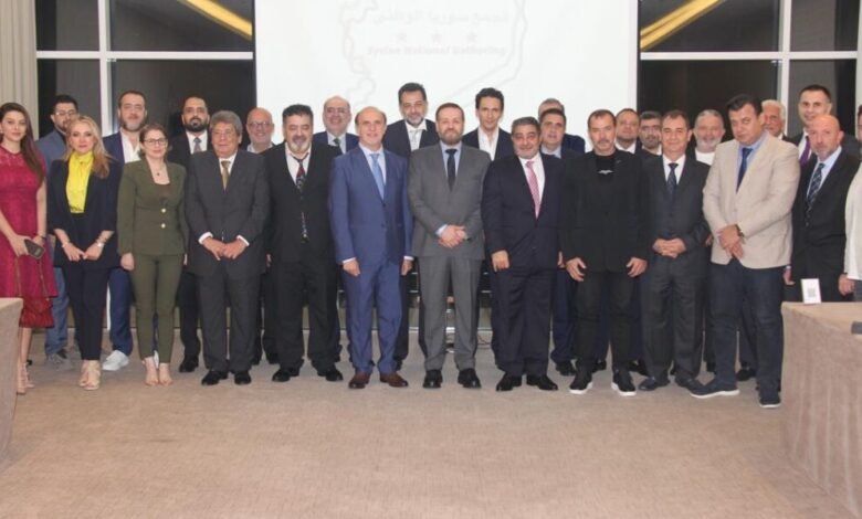تجمع سوريا الوطني يعقد اجتماعاً استثنائياً في بيروت استعداداً لمؤتمره السنوي في دمشق
