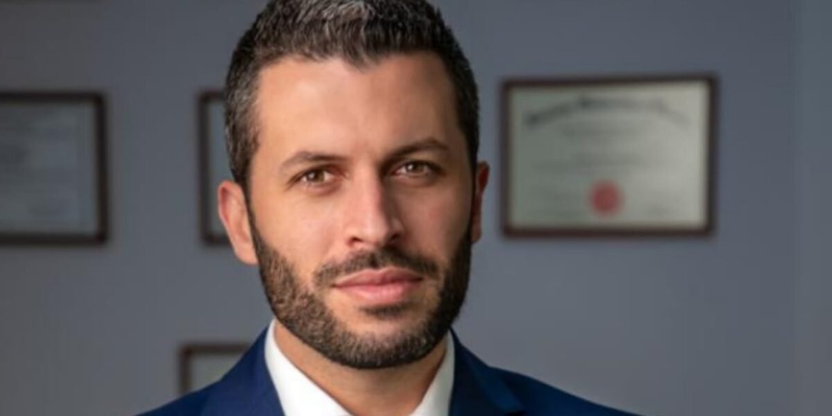 جورج زيادة يتحدث عن عملية تجميل الذقن بالفيلر