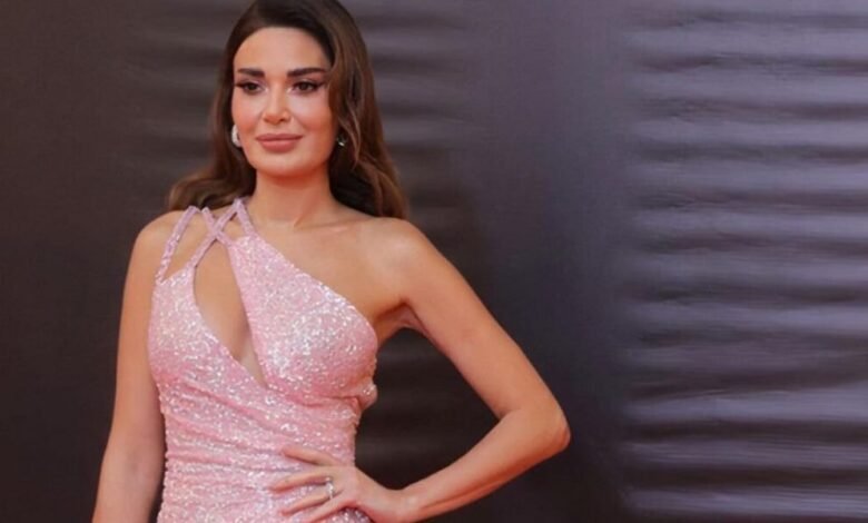 حفلات رأس السنة 2023 سيرين عبد النور تخطف الأنظار من بلازو فيرساتشي دبي