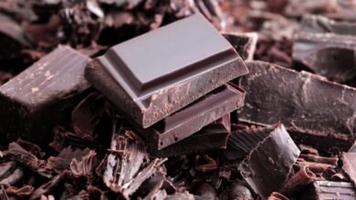 مركب طبيعي موجود في الشوكولاتة يمكن أن يبطئ الشيخوخة