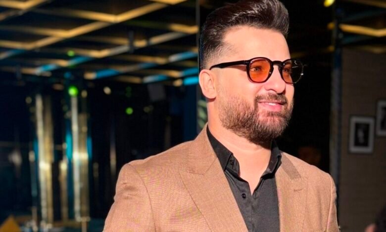 وسام أمير يحقق نجاحًا لافتًا بأغنية «كلها جاية» ويتخطى المليون مشاهدة على يوتيوب